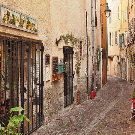 Souvenirs D'hier Apartamento Hyères